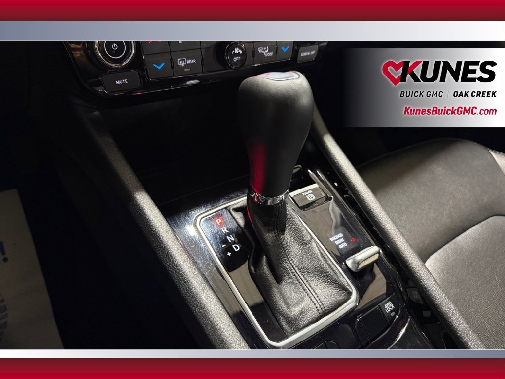 Used 2025 Jeep Compass Limited AWD/4WD image 29