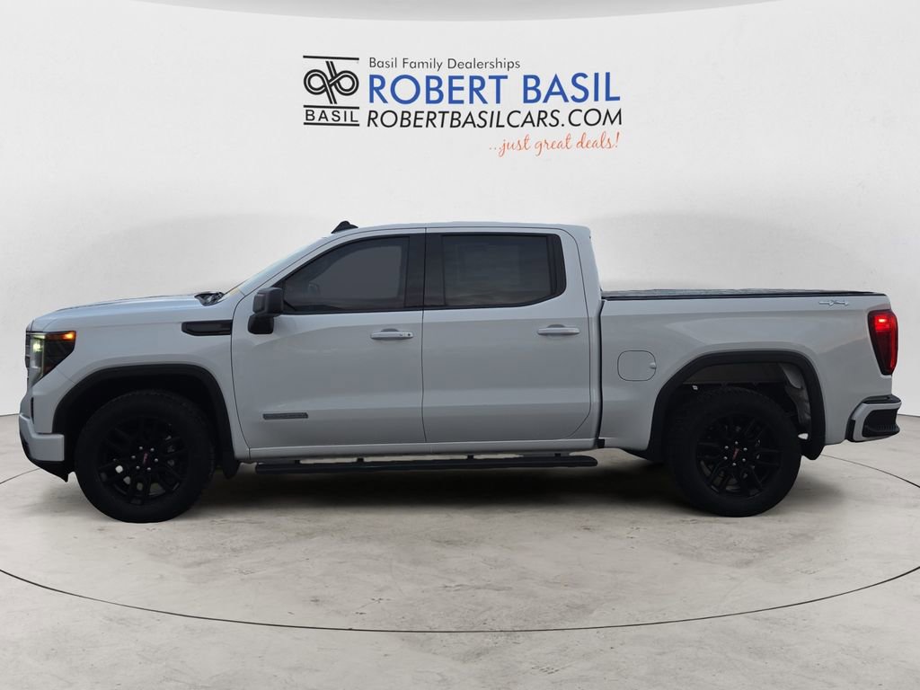 Used 2023 GMC Sierra 1500 Elevation AWD/4WD image 2