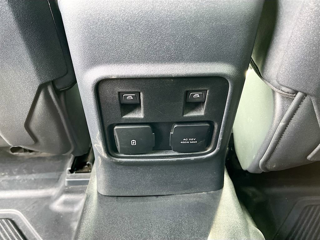 Used 2024 Ford Bronco Black Diamond image 25