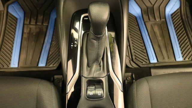 Used 2021 Toyota Corolla SE w/ Carpet Mat Package (TMS) FWD image 22