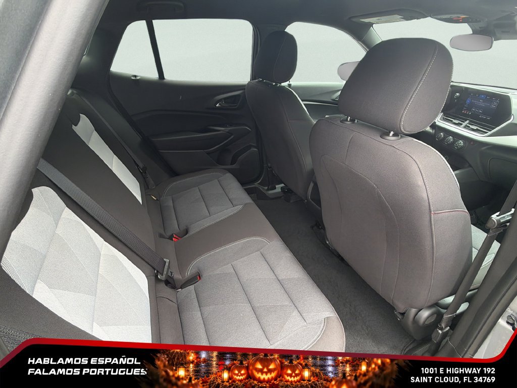 Used 2024 Chevrolet Trax RS w/ Driver Confidence Package FWD image 27