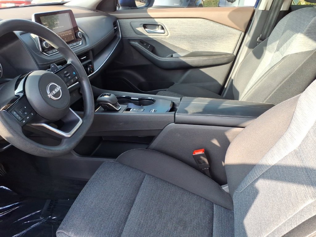 Certified 2023 Nissan Rogue SV FWD image 15