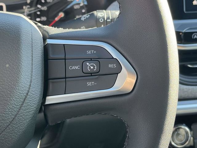 New 2026 Jeep Compass Latitude image 19