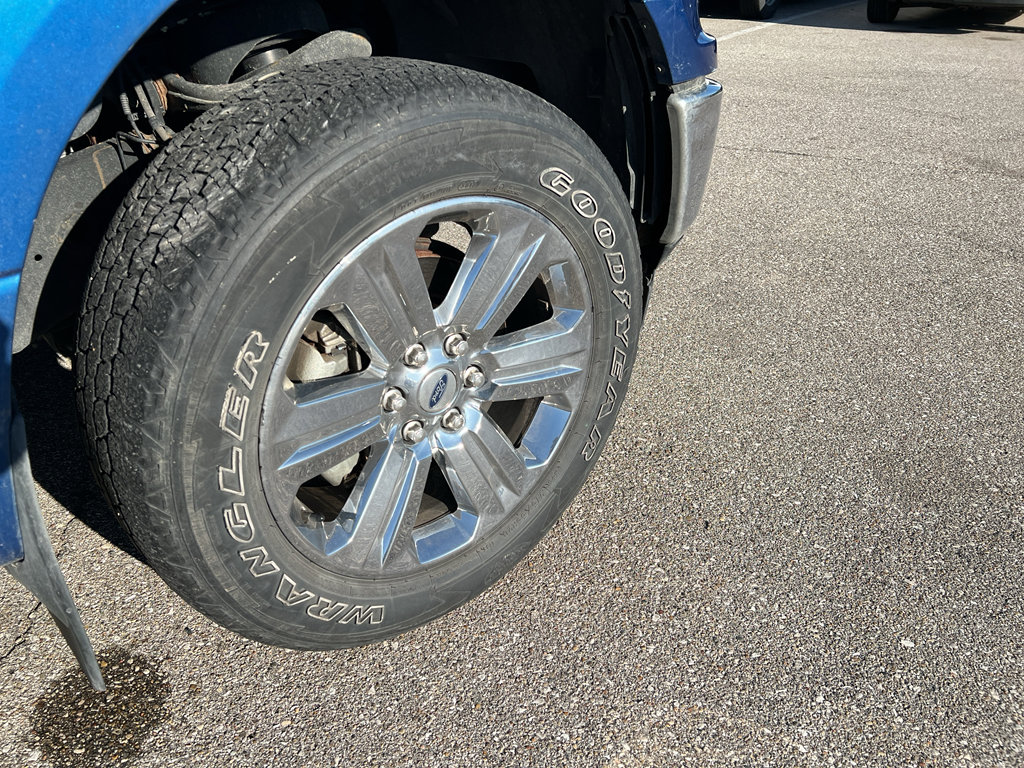 Used 2018 Ford F150 XLT w/ Equipment Group 302A Luxury image 10