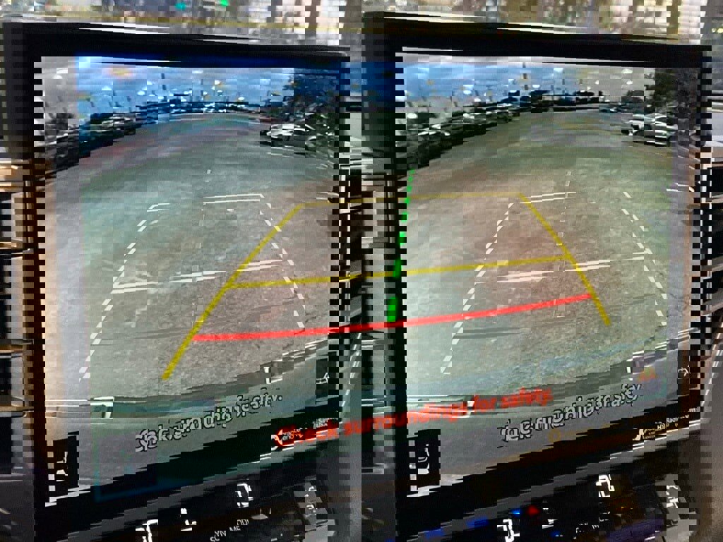 Used 2024 Toyota Tundra Limited w/ Power Package image 23