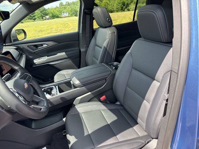 Used 2026 Chevrolet Traverse LT w/ Sun and Wheel Package AWD/4WD image 25