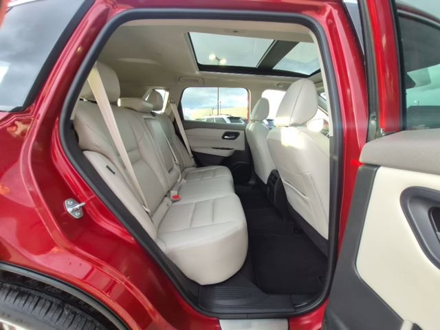 Used 2023 Nissan Rogue SL image 14