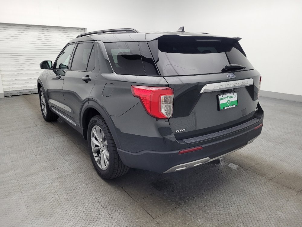 Used 2022 Ford Explorer XLT w/ Equipment Group 202A AWD/4WD image 5
