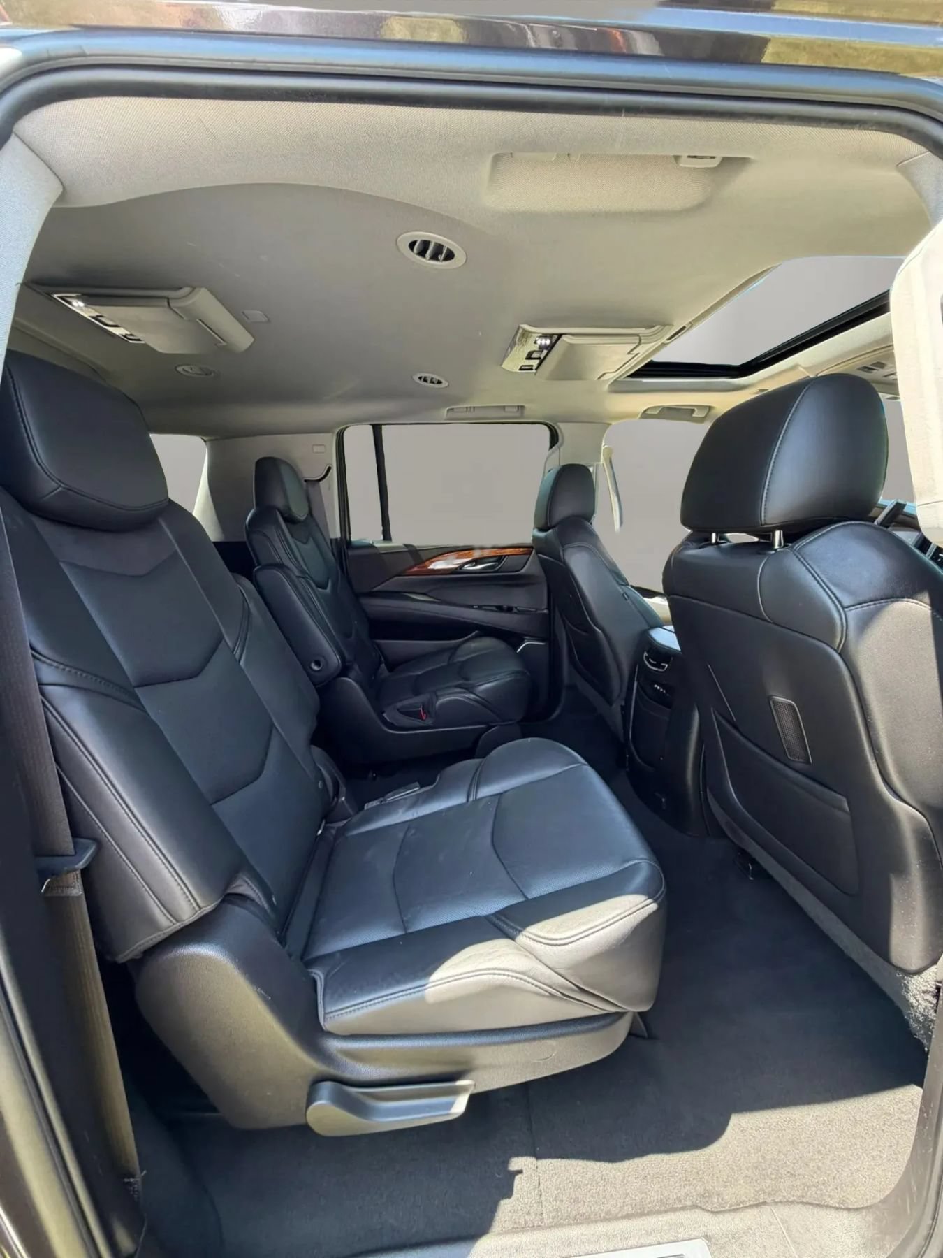 Used 2015 Cadillac Escalade ESV Premium AWD/4WD image 12