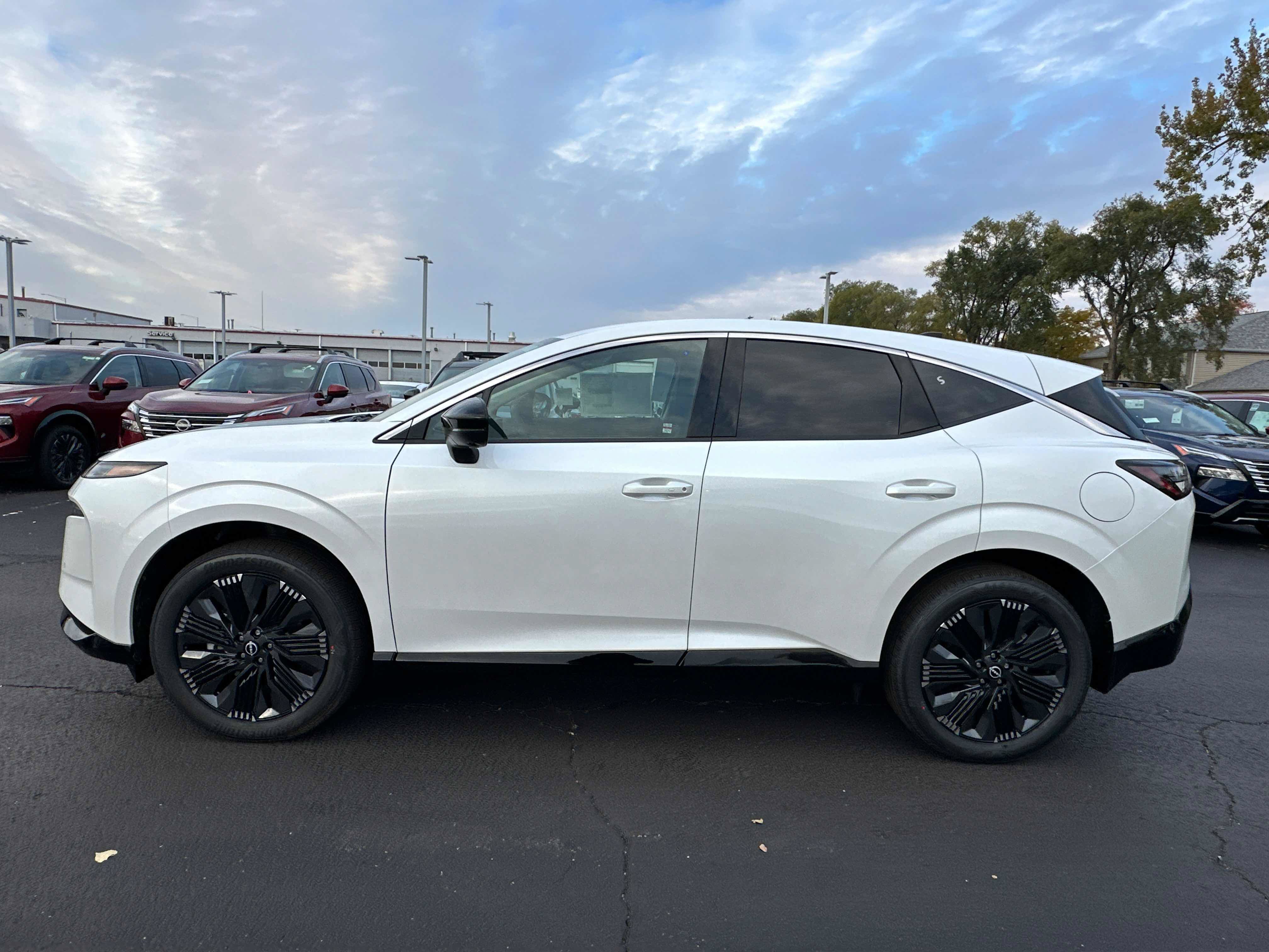 New 2026 Nissan Murano Platinum w/ Cargo Package AWD/4WD image 7