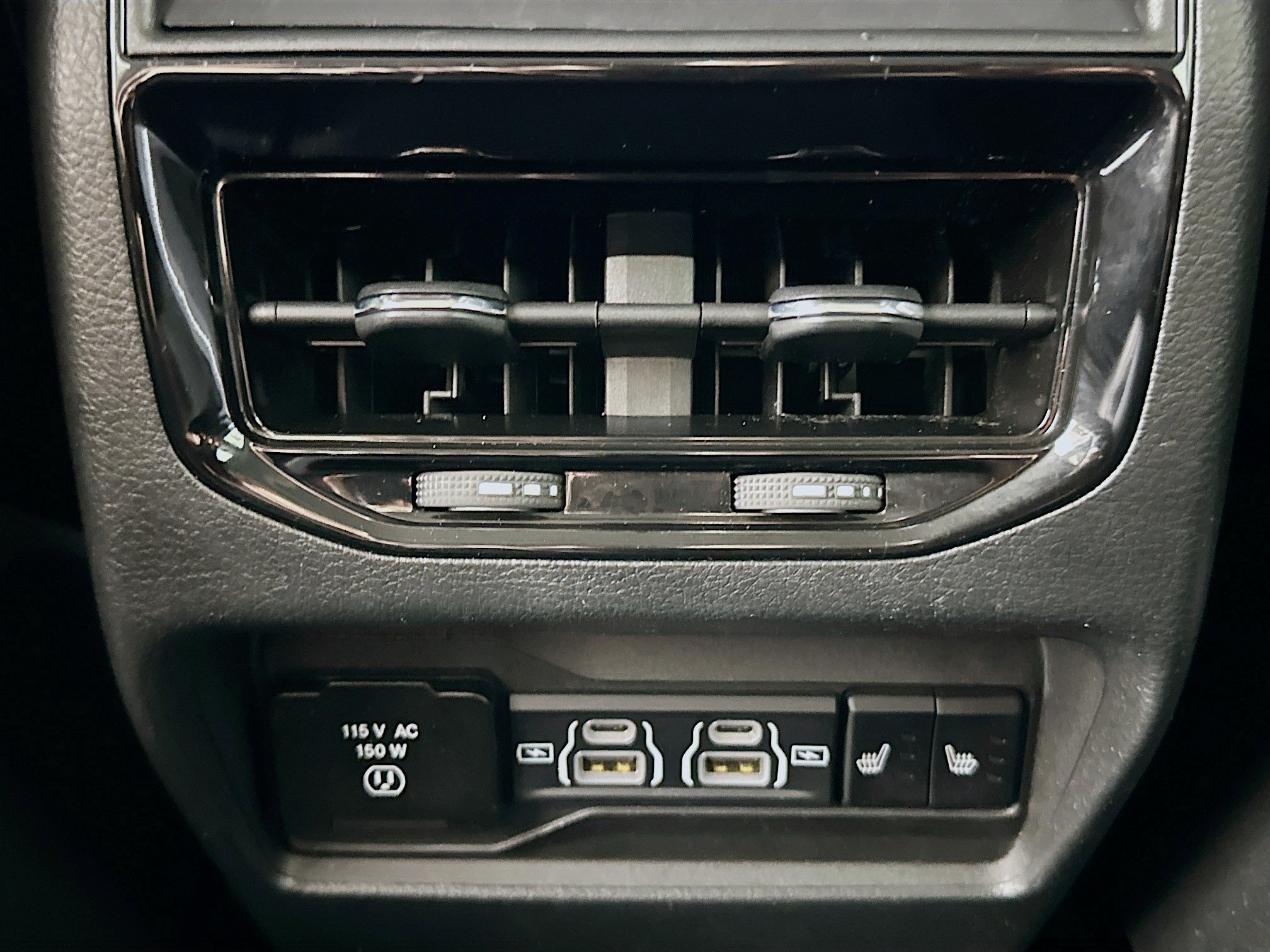Used 2023 Jeep Grand Cherokee 4WD 4xe w/ Luxury Tech Group II image 28