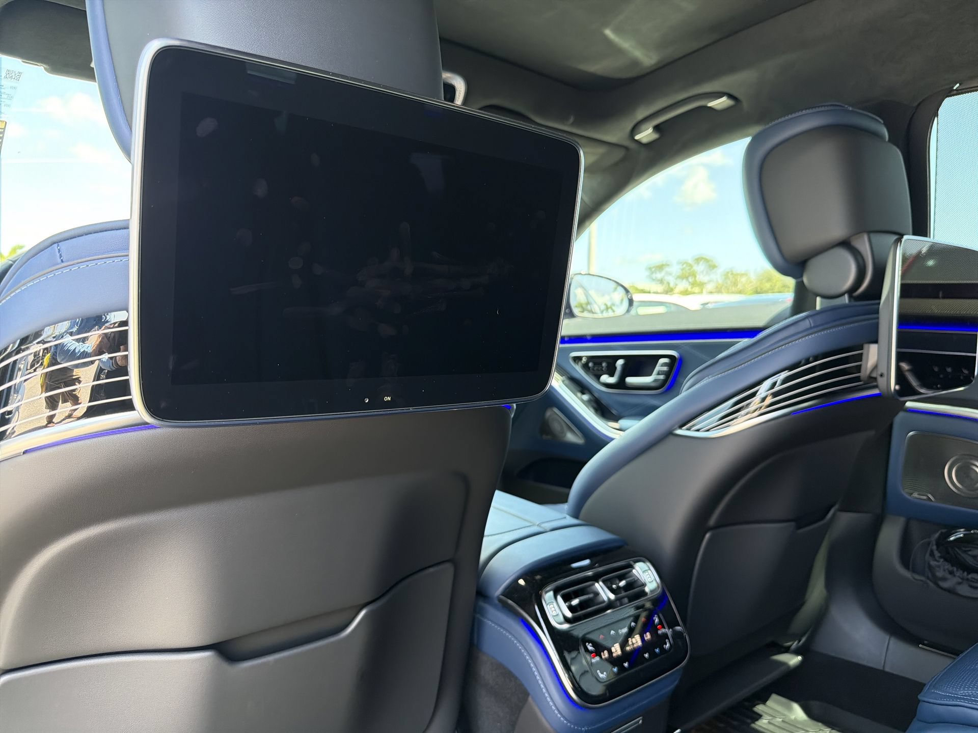 Used 2025 Mercedes-Benz S 63 AMG S image 22
