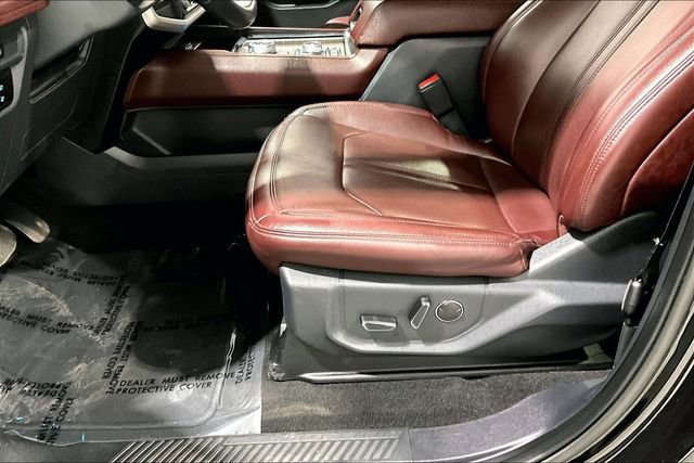 Used 2024 Ford Expedition Limited image 19