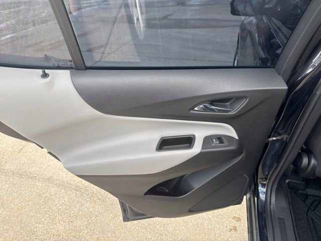 Used 2020 Chevrolet Equinox LS w/ LPO, Floor Liner Package image 16