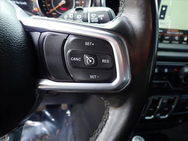 Used 2022 Jeep Wrangler Unlimited Sahara AWD/4WD image 14