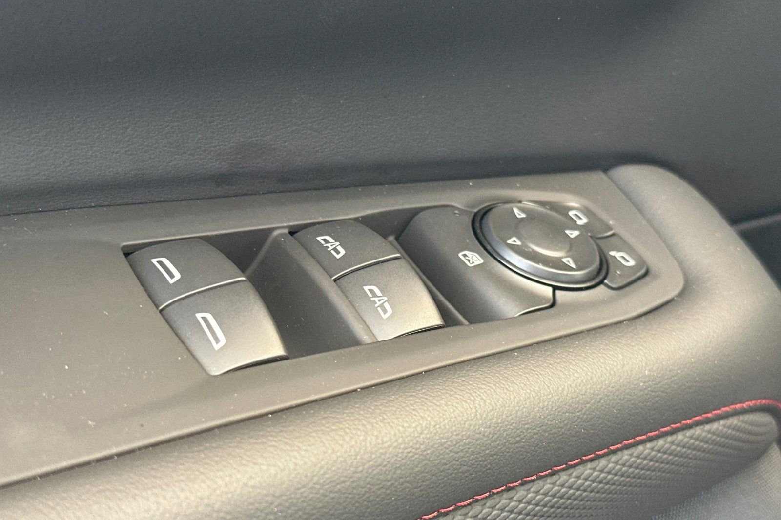 New 2026 Chevrolet Suburban RST image 12