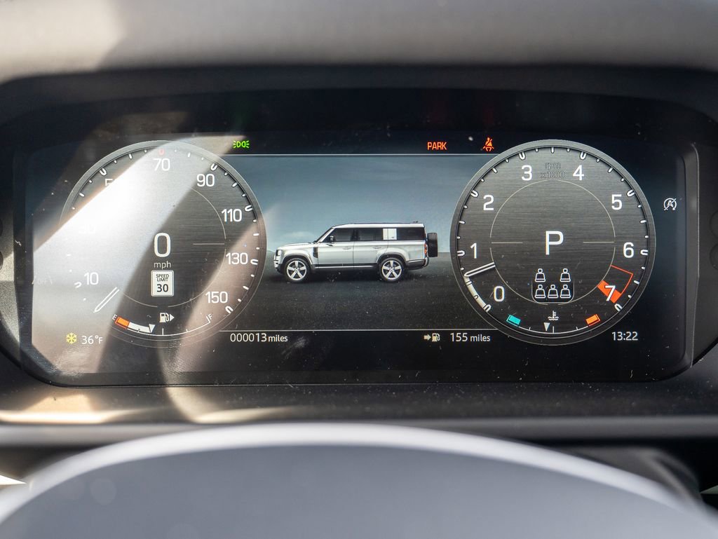 New 2026 Land Rover Defender 130 X-Dynamic SE image 13