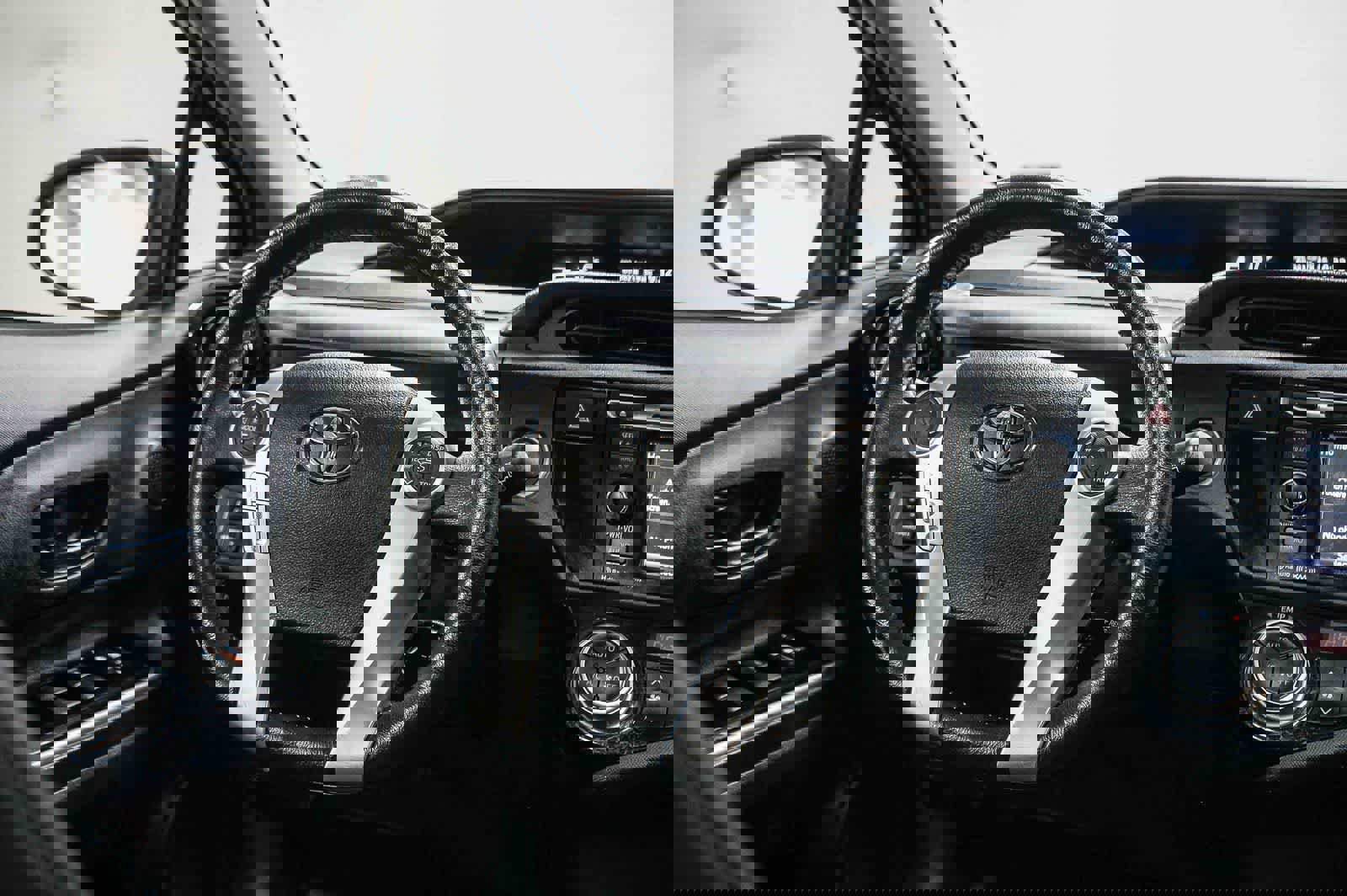 Certified 2016 Toyota Prius C Four image 16