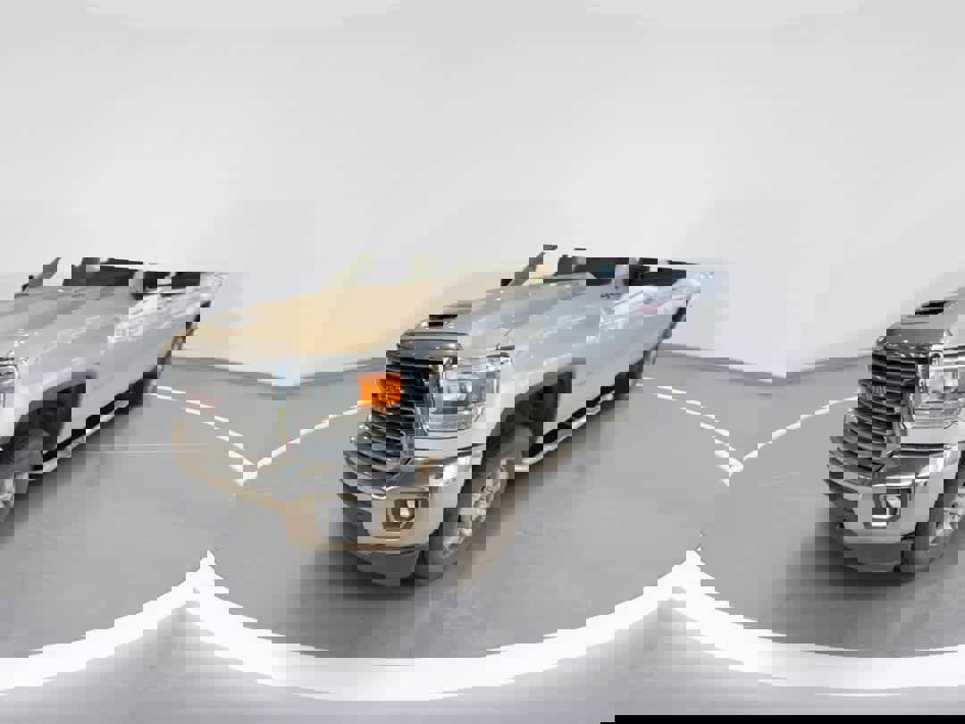 Used 2017 GMC Sierra 3500 SLE w/ SLE Fleet Preferred Package image 4