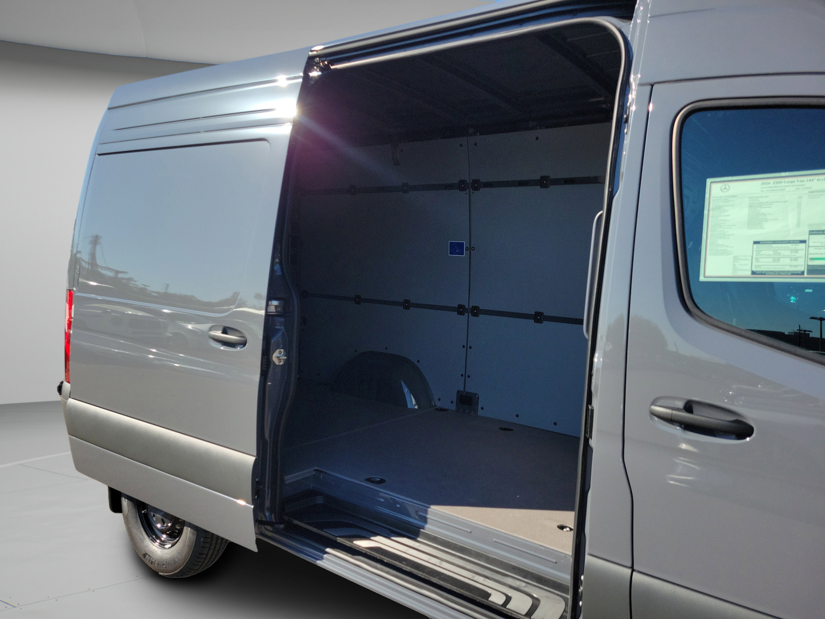 Used 2026 Mercedes-Benz Sprinter 2500 image 31