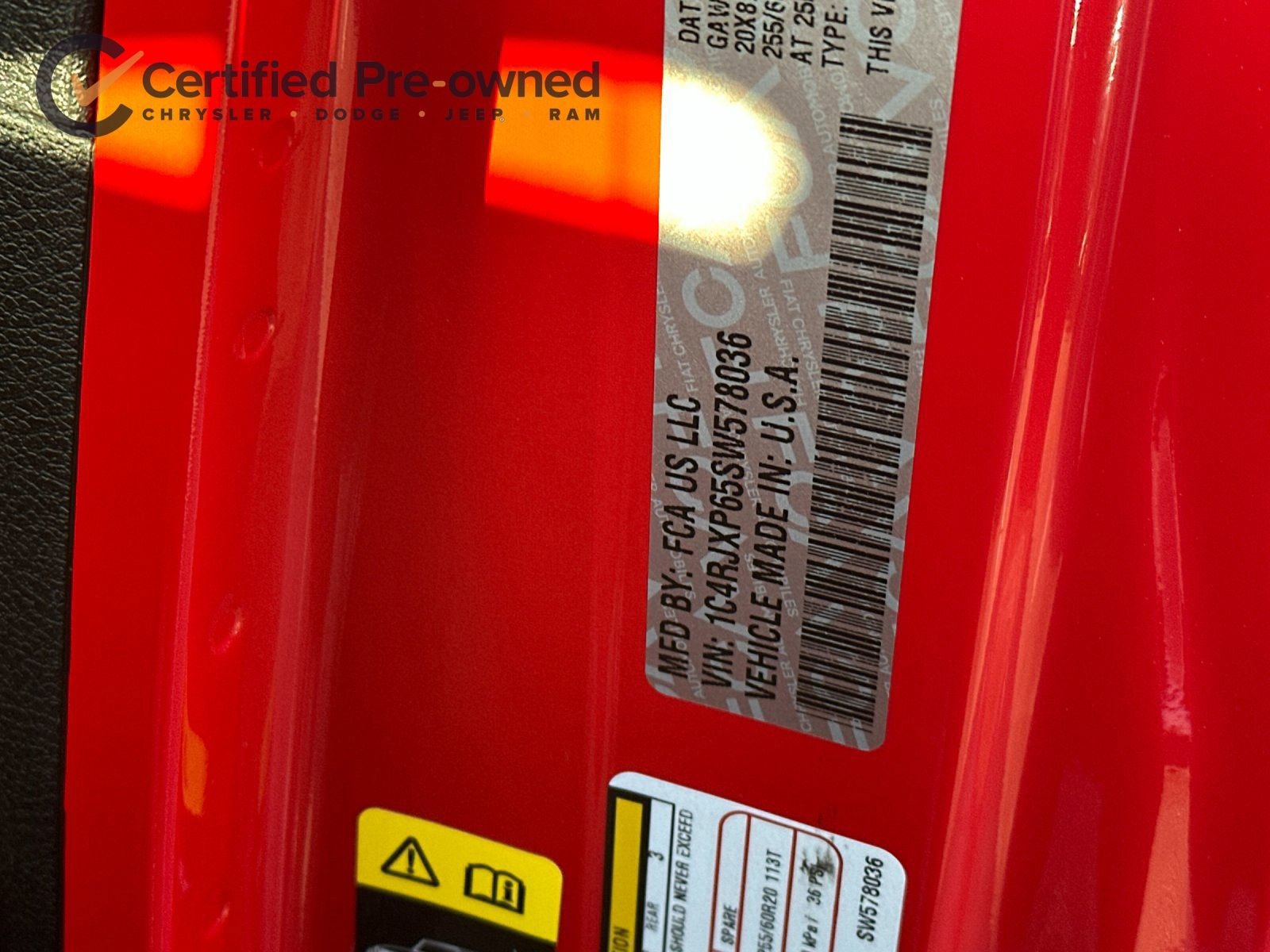 Used 2025 Jeep Wrangler Unlimited Sahara image 29