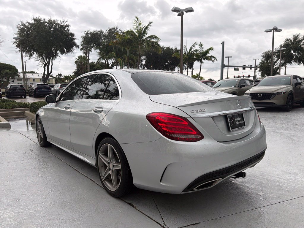 Used 2016 Mercedes-Benz C 300 4MATIC Sedan image 5