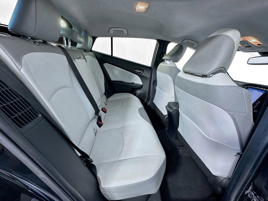 Used 2021 Toyota Prius Prime Limited image 26