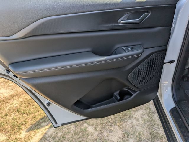 New 2026 Jeep Grand Cherokee L Laredo RWD image 26