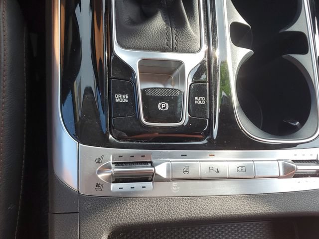 Certified 2023 Kia Carnival SX Prestige FWD image 31