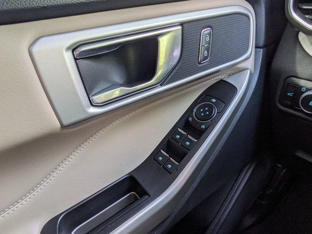Certified 2022 Ford Explorer XLT w/ Equipment Group 202A RWD image 25