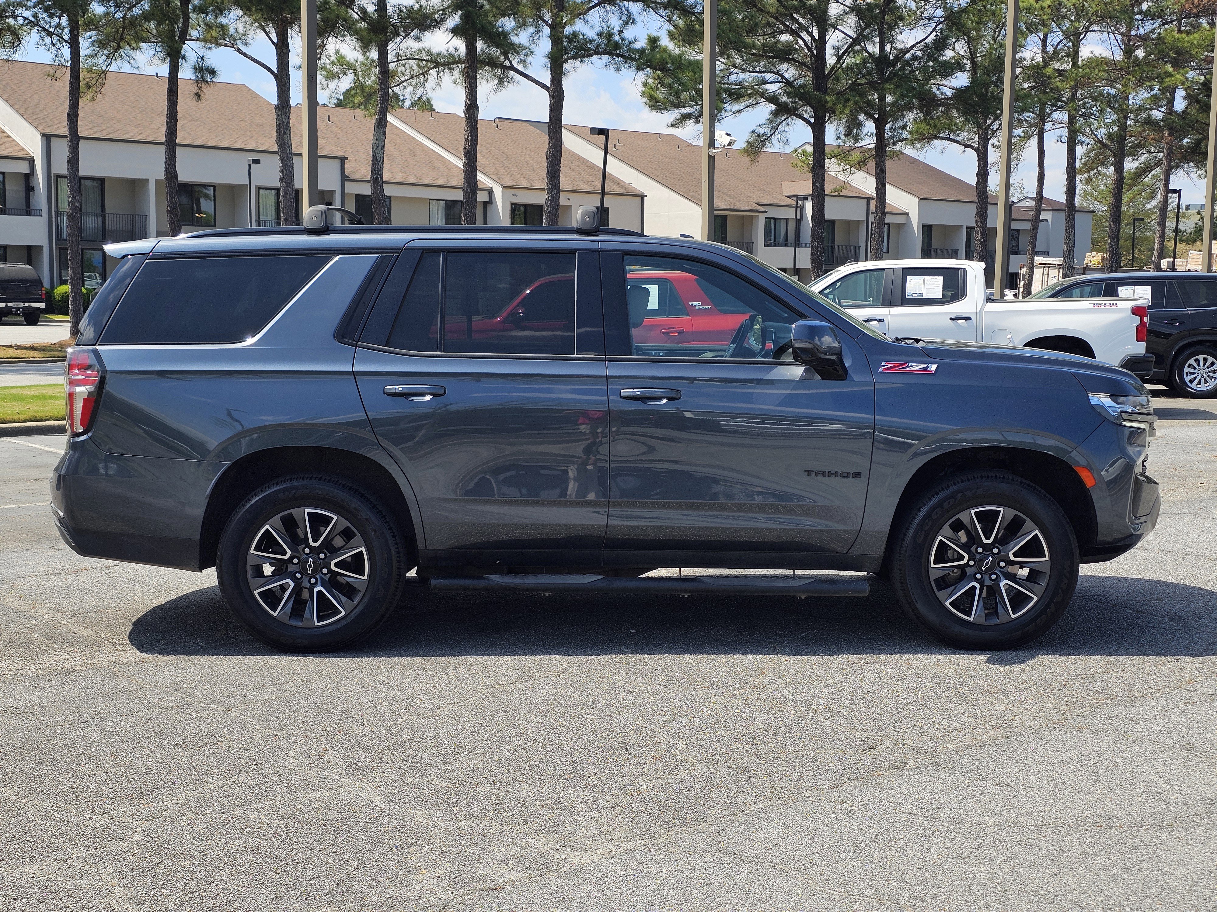 Used 2021 Chevrolet Tahoe Z71 w/ Z71 Off-Road Package image 8