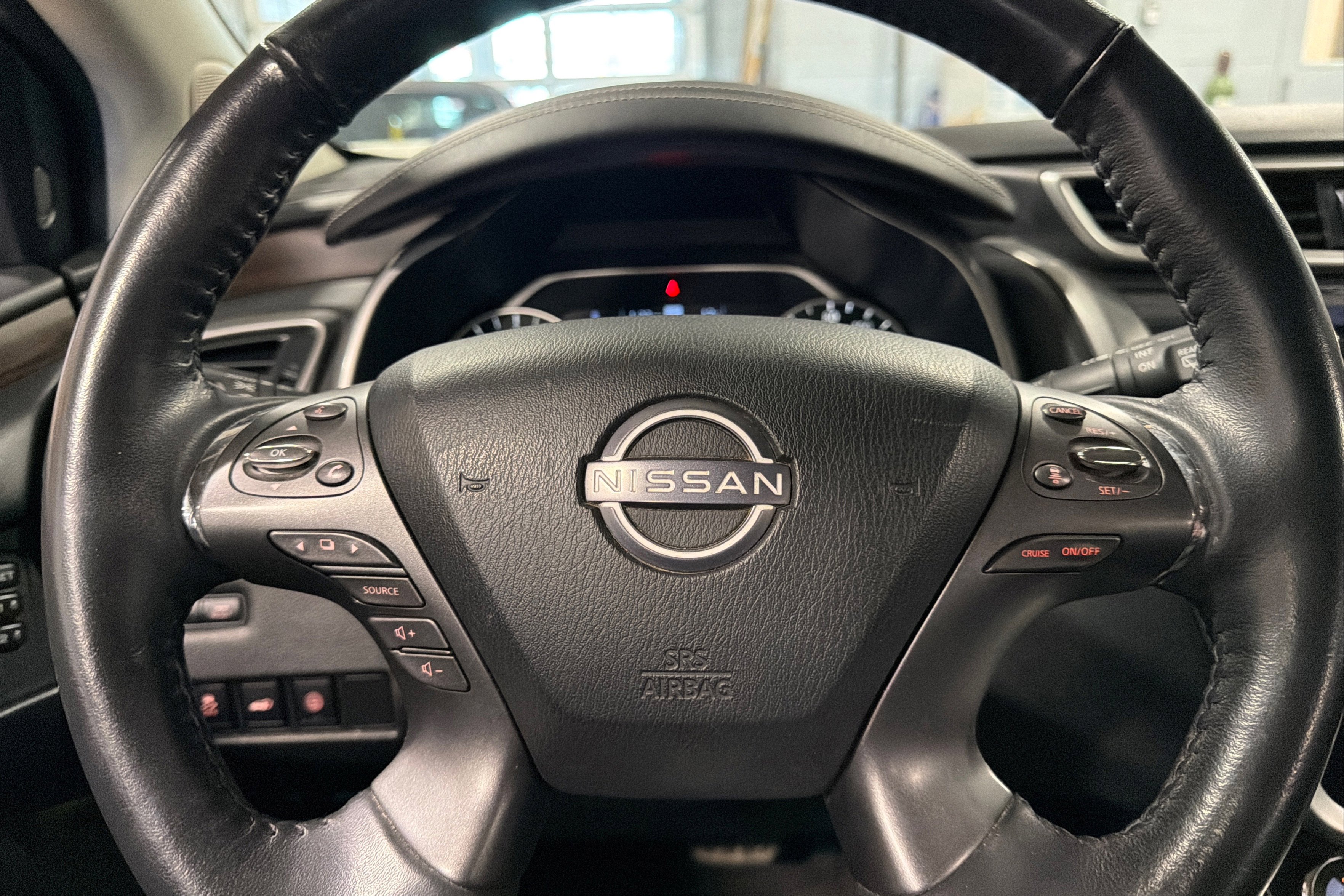 Used 2024 Nissan Murano Platinum AWD/4WD image 23