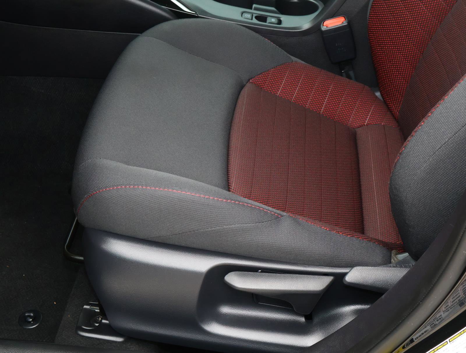 Used 2026 Toyota Corolla SE image 13