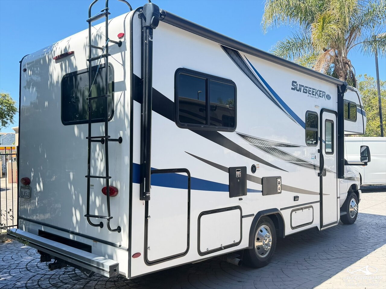 Used 2021 Ford E-350 and Econoline 350 Super Duty w/ Motorhome Prep Package RWD image 7