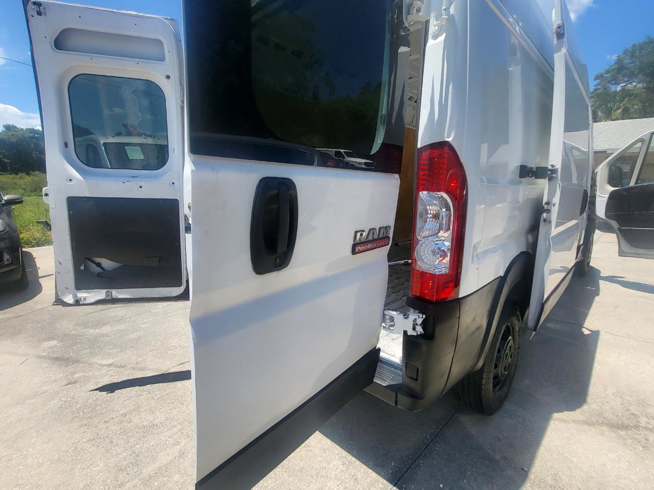 Used 2017 RAM ProMaster 2500 FWD image 60