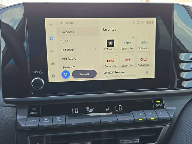 Used 2026 Toyota Camry SE w/ Convenience Package image 20