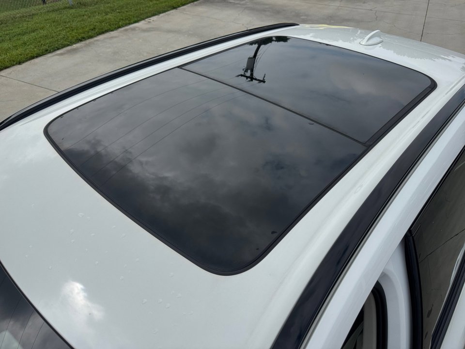 New 2025 Volvo XC60 T8 Plus w/ Protection Package Premier image 21