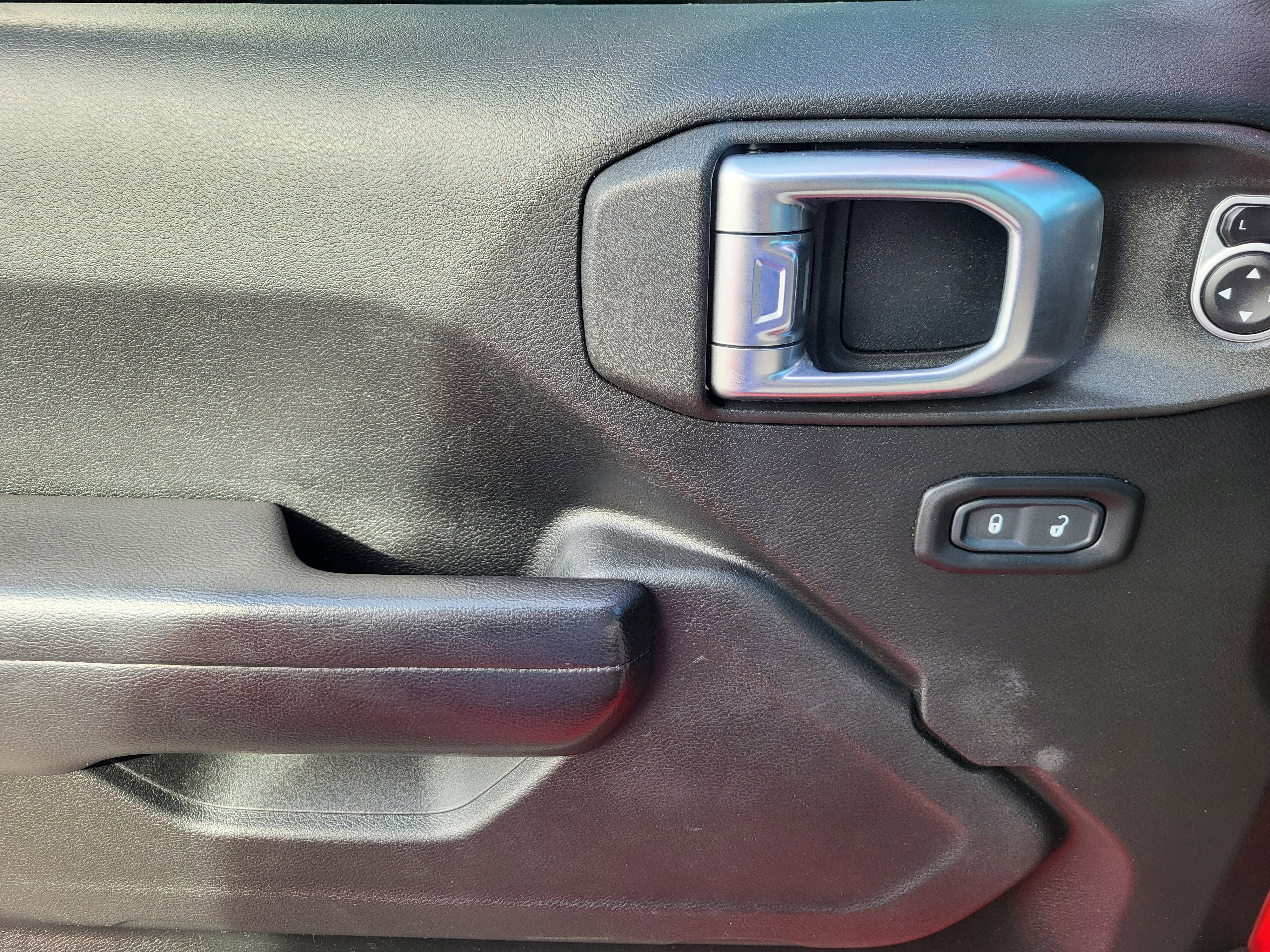 Used 2020 Jeep Gladiator Sport w/ Quick Order Package 24S image 20