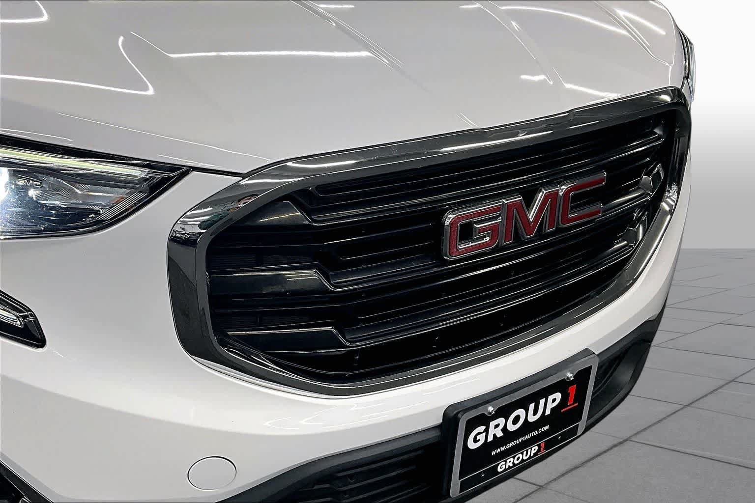 Used 2020 GMC Terrain SLE FWD image 30