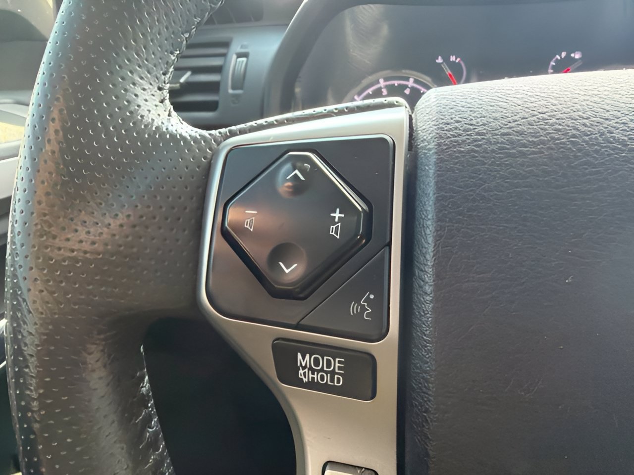 Used 2021 Toyota 4Runner Limited AWD/4WD image 20