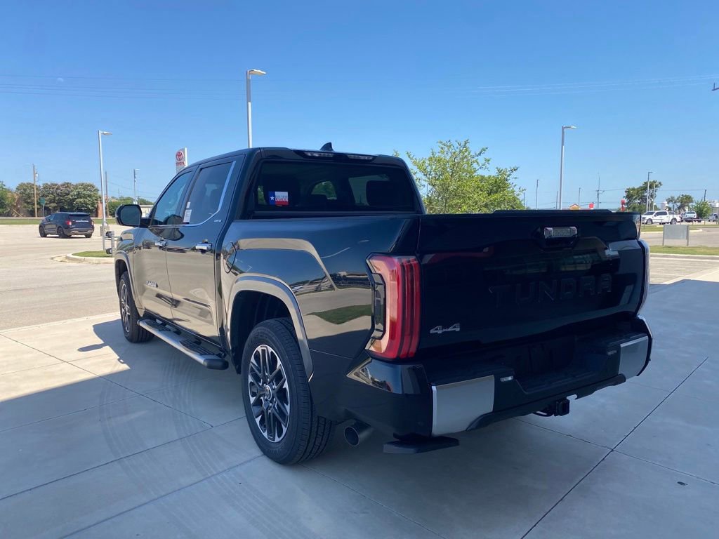 Used 2023 Toyota Tundra Limited image 5