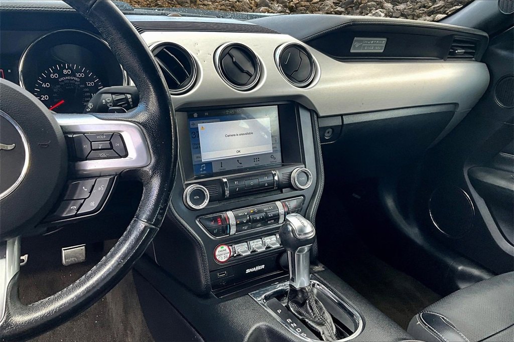 Used 2016 Ford Mustang Premium image 5