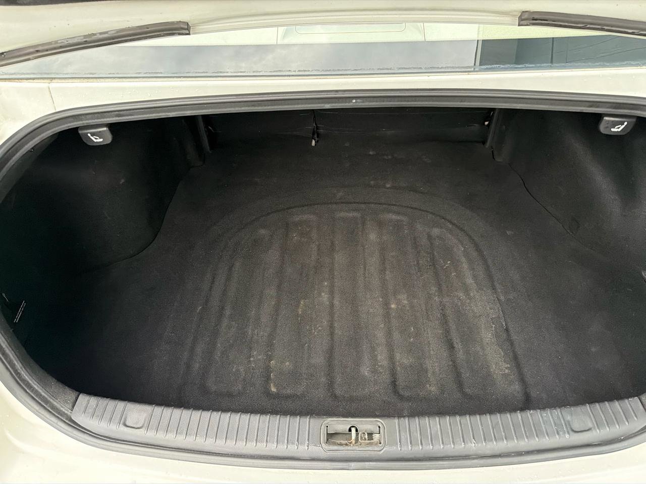 Used 2008 Kia Optima LX image 12