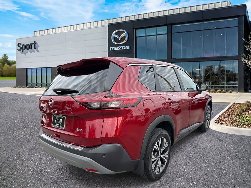 Used 2023 Nissan Rogue SV image 3