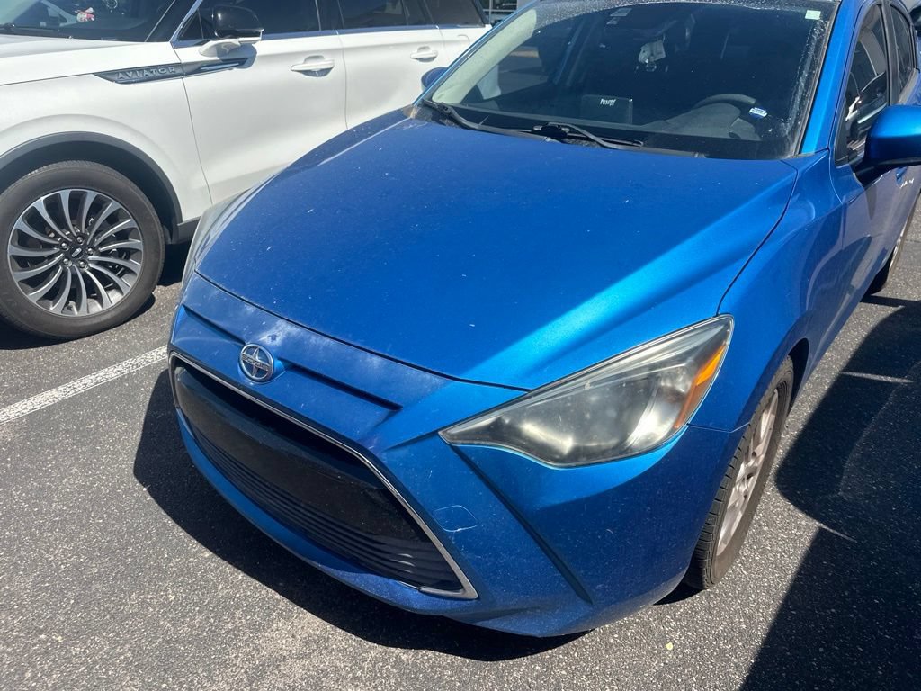 Used 2016 Scion iA FWD image 2