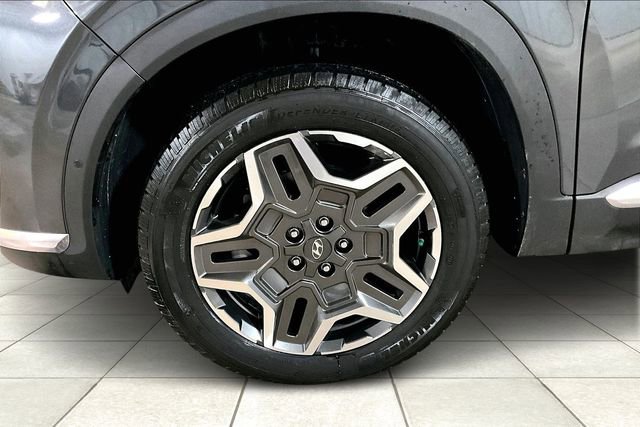 Used 2023 Hyundai Santa Fe Limited image 9