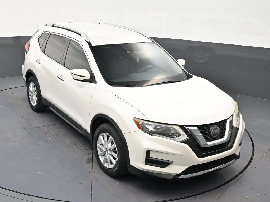 Used 2020 Nissan Rogue SV FWD image 16