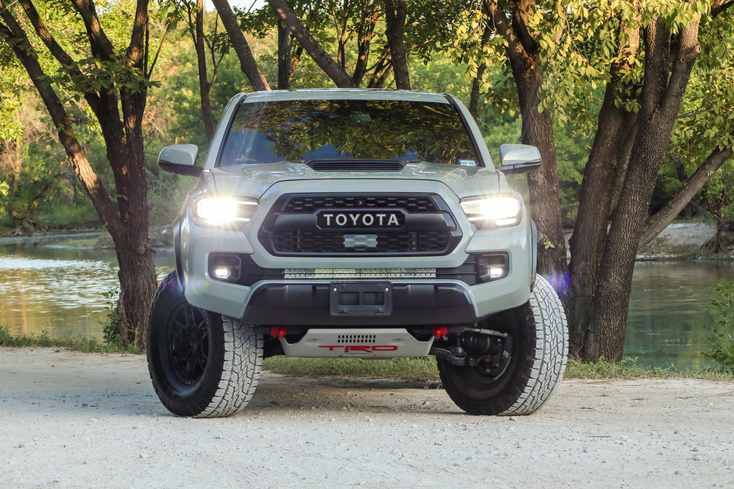 Used 2021 Toyota Tacoma TRD Pro AWD/4WD image 10