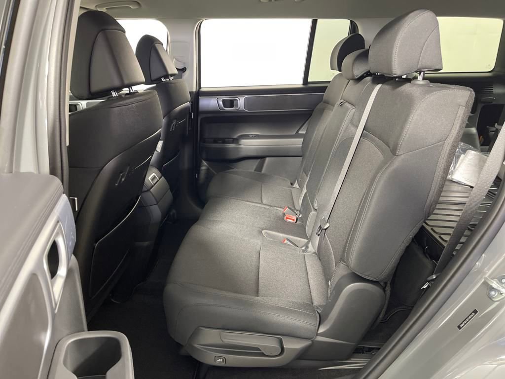 New 2026 Hyundai Santa Fe SE image 13