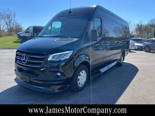 Used 2023 Mercedes-Benz Sprinter 3500 image 7